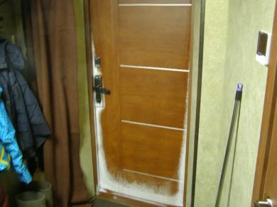 Основная проблема стальных дверей – промерзание