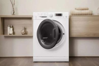 Hotpoint-Ariston FDD 9640B контролирует образование пены