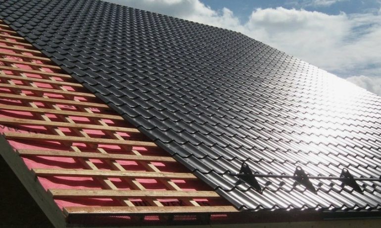 Как продлить срок службы кровли: советы по уходу и ремонту