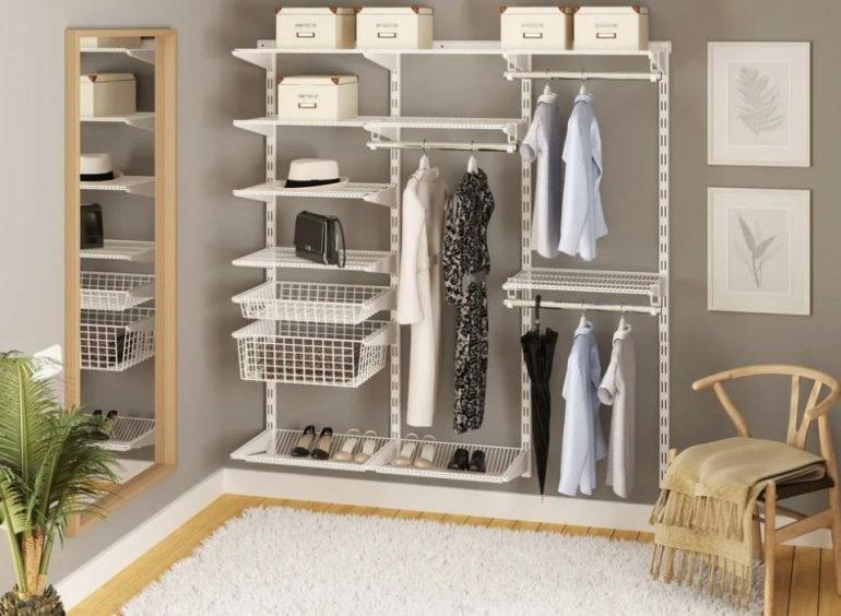 Как эффективно организовать пространство для хранения с помощью аксессуаров для сетчатых гардеробных систем?