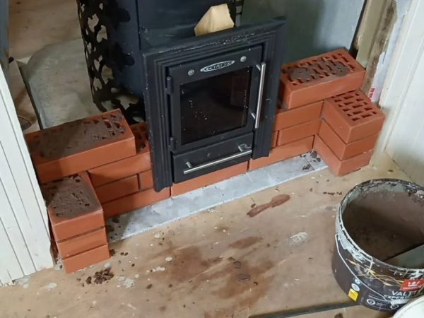 Как установить печь в доме своими руками и не допустить ошибок