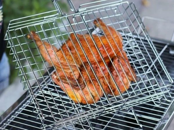 7 ошибок при выборе решетки для гриля, из‑за которых мясо пригорает и разваливается